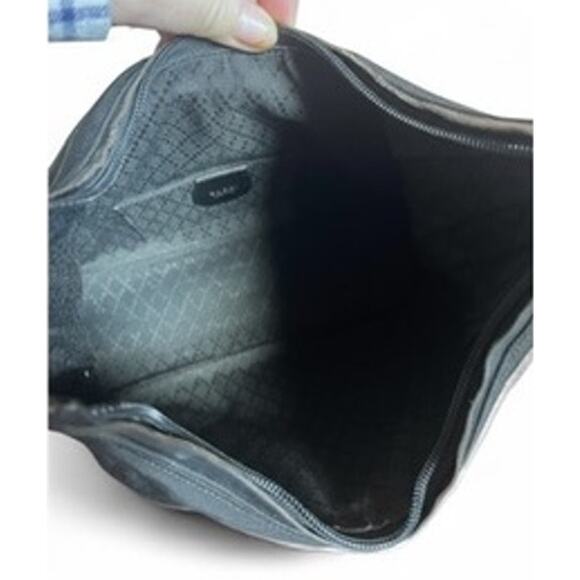 VTG 90s Gucci Nylon Leather Trim Compact Shoulder Bag Black Quiet Luxury Sleek - Picture 14 of 16